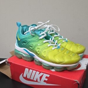 Nike Vapormax Green and Yellow Gradient Sneakers